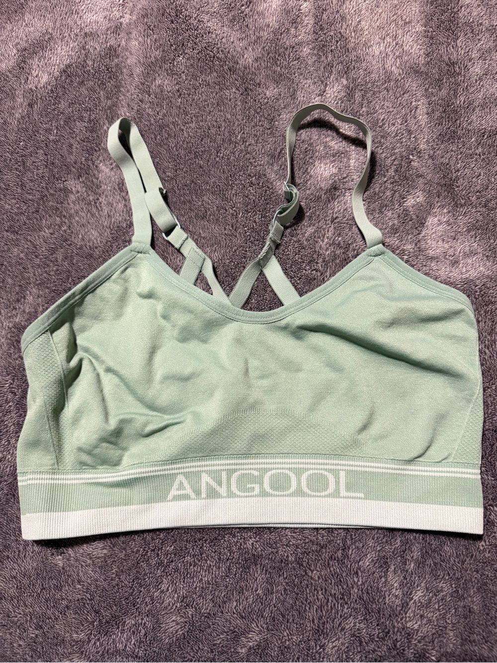 Angool Sage Green Seamless Strappy Sports Bra size Large
